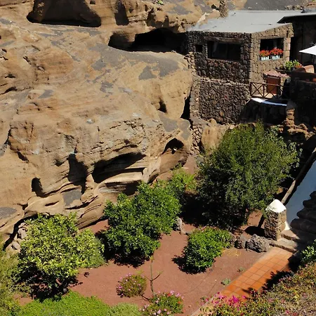 Castillo Lanzarote Bentley - Luxury -sleep In A Volcanic Cave 公寓