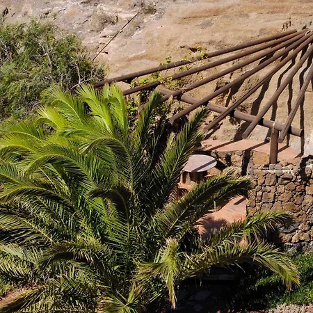 Castillo Lanzarote Bentley - Luxury -sleep In A Volcanic Cave * 蒂亚斯