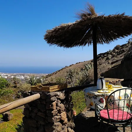公寓 Castillo Lanzarote Bentley - Luxury -sleep In A Volcanic Cave *
