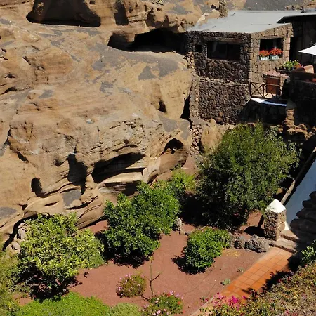 公寓 Castillo Lanzarote Bentley - Luxury -sleep In A Volcanic Cave